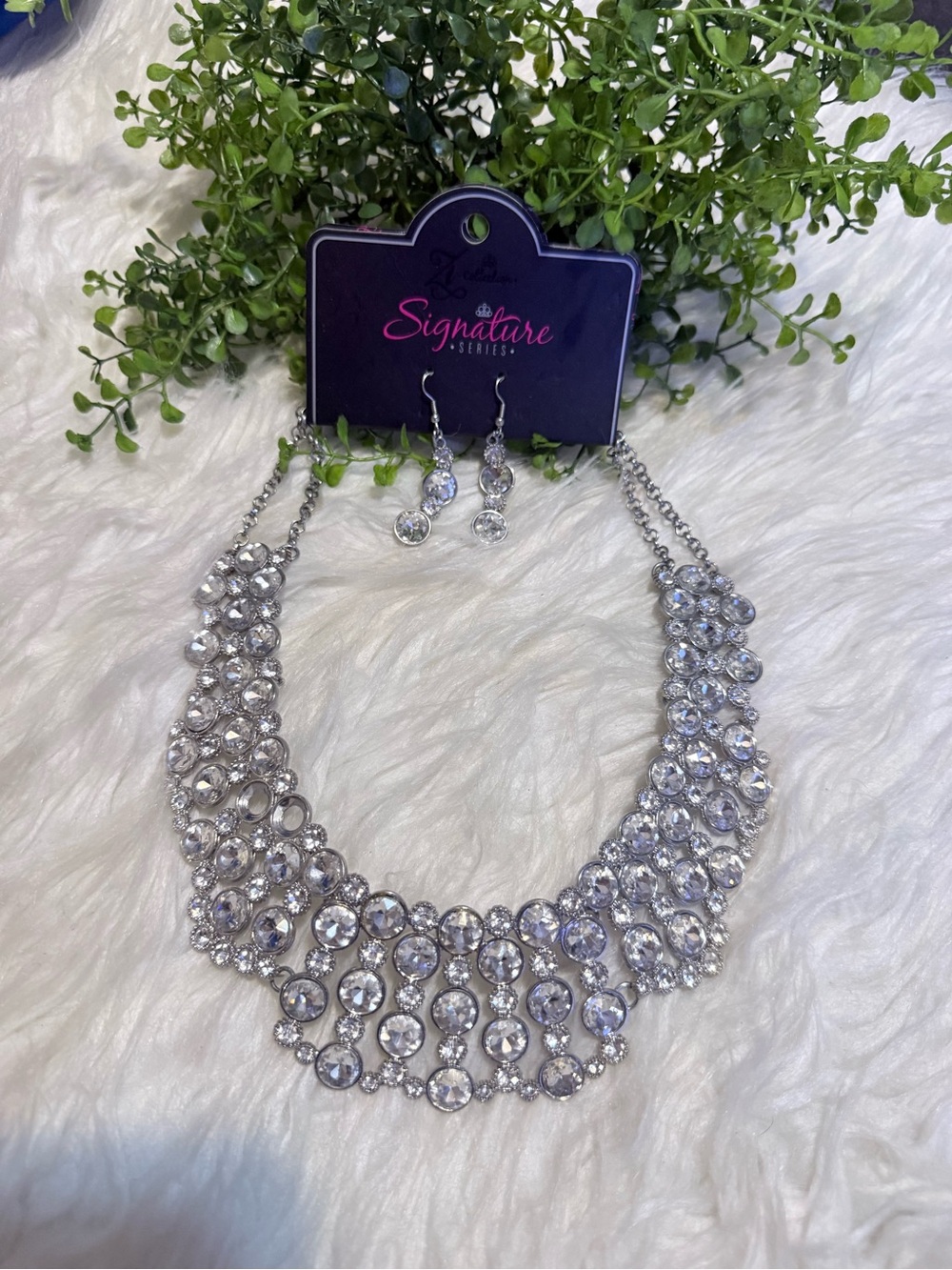 paparazzi Silver-Tone Sparkling Crystal Bib Necklace with Drop Earrings